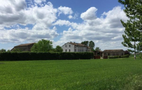 Hotels in Gazoldo Degli Ippoliti